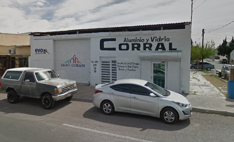 Vidrio y Aluminio Corral